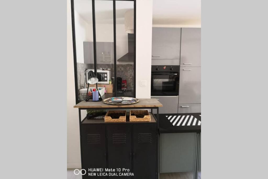 Appartement Avec Jardin Privatif Centre Ville Hyères Buitenkant foto